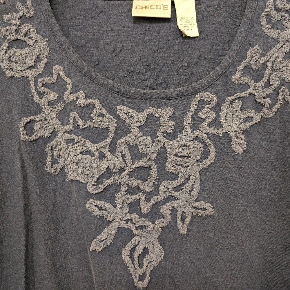 CHICOS Embellished Denim Blue Top Cotton Scooped Neck Elbow Sleeve Navy Tee L 2